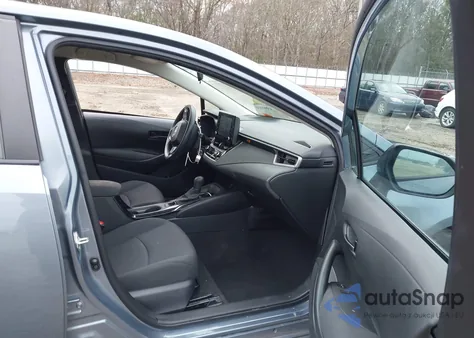 2022 Toyota Corolla Le z USA, uszkodzony, nr VIN 5YFEPMAE9NP368404